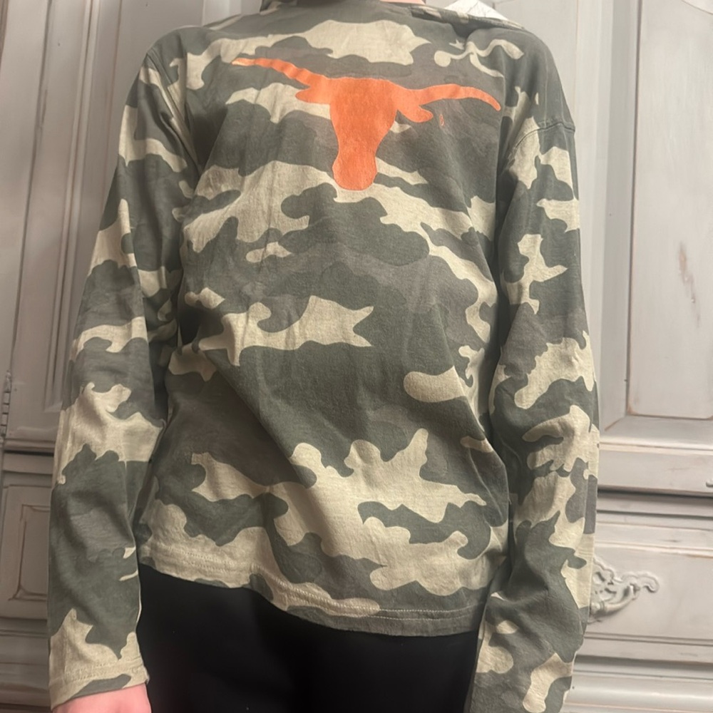 Wes and Willy Hoodie University of Texas M 10/12